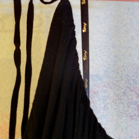 New tobi black "SKY" halter crochetw top w/ tags on - Picture 9 of 13